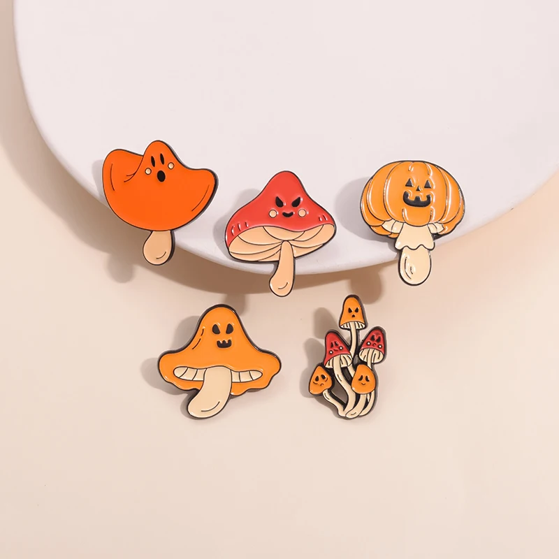 Simpatici funghi spille smaltate diavolo spille colorate zucca personalizzate distintivi con risvolto Punk divertenti gioielli di Halloween regalo