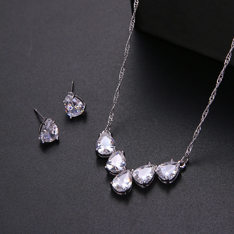 Elegant Zirconia Pear Shape Earrings Pendant Necklace Set Bridal Jewelry for Women Wedding Anniversary Gift