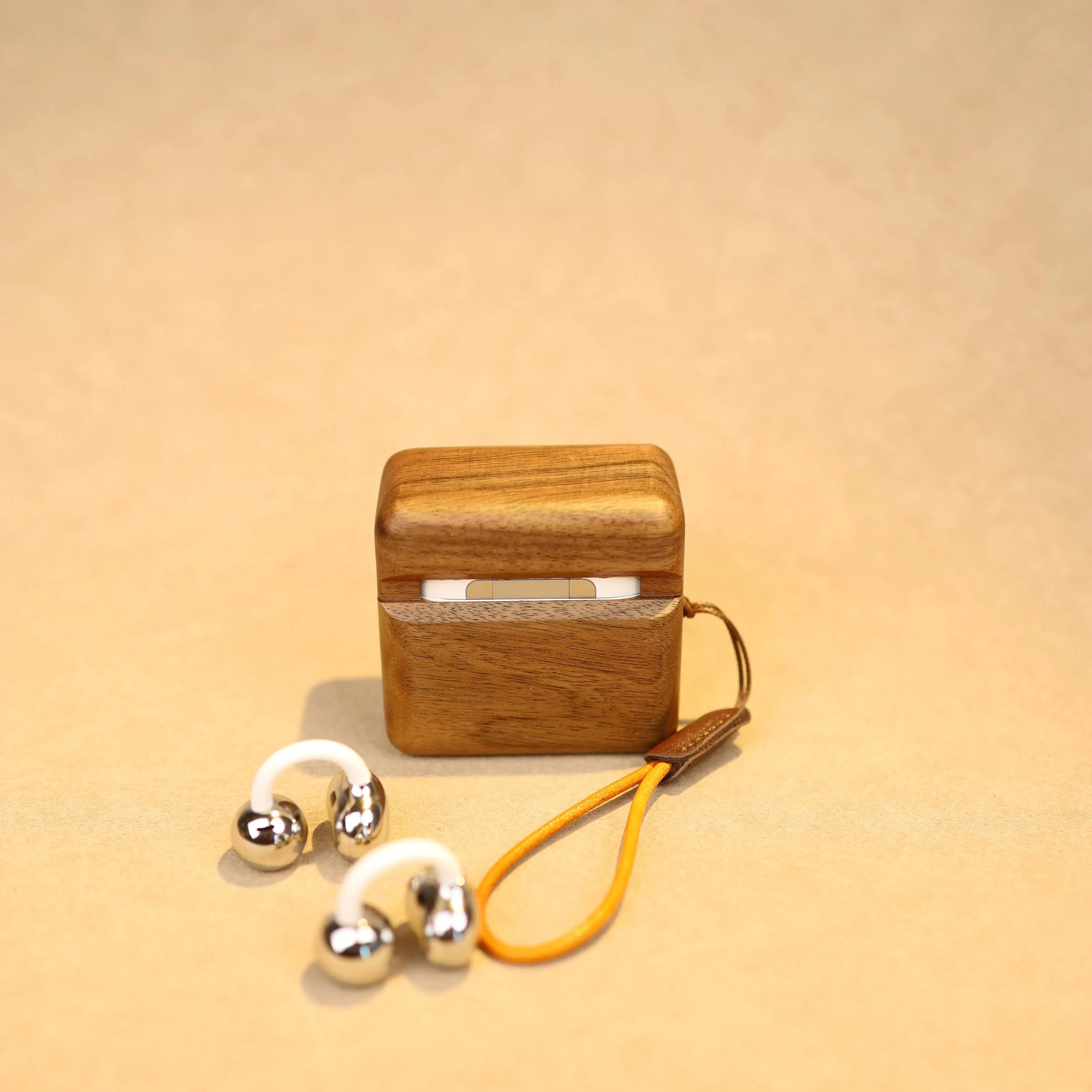 Real Walnut Wood Case for Huawei FreeClip 2, Handmade Protective Earphone Cover with Natural Grain,Solid Wood Case for FreeClip