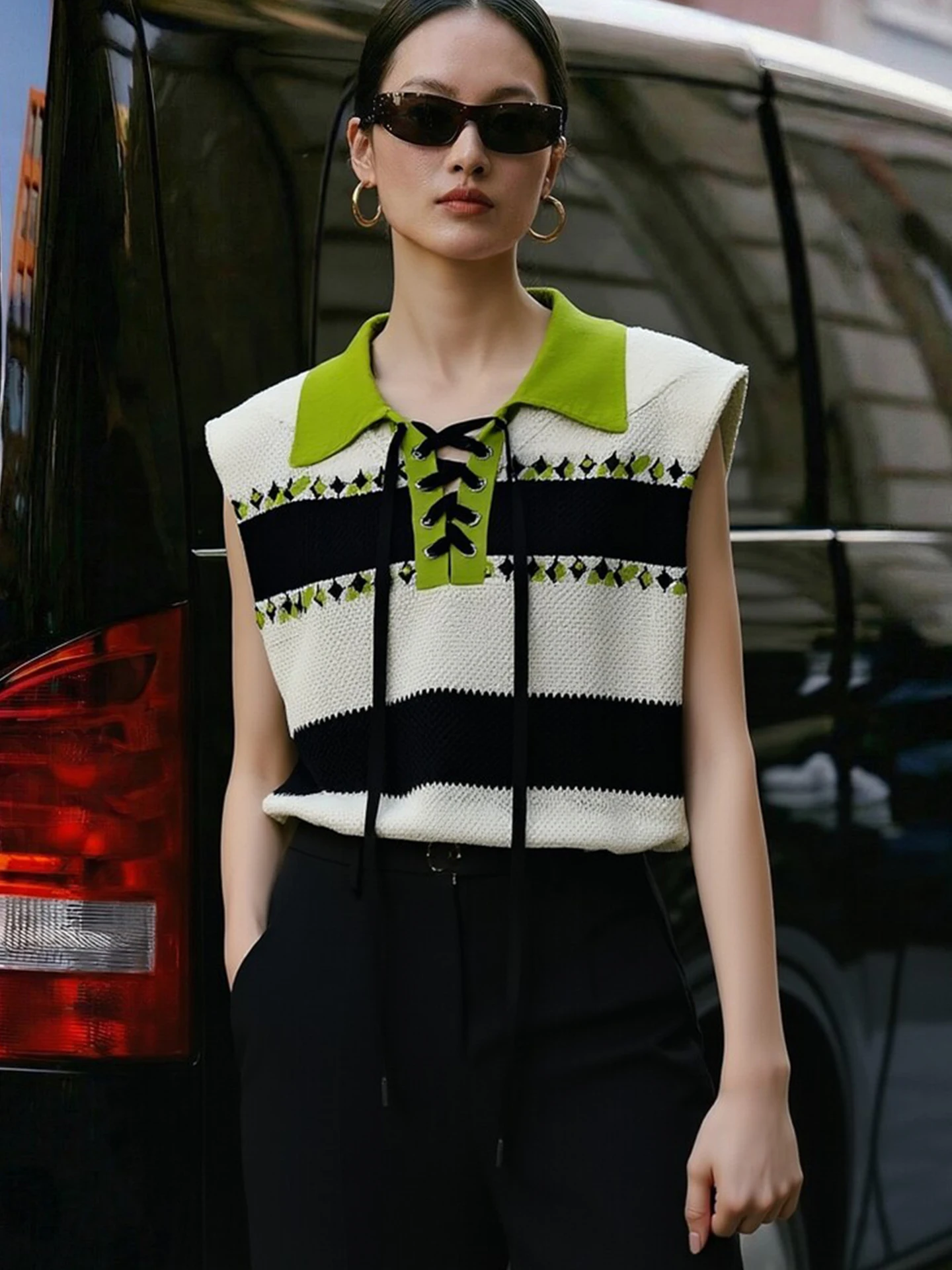 

High-End Retro Striped Knitwear Svel Color Blo Design Spring Top Korean Sle Straight Cut Silk Women's Premium Faion