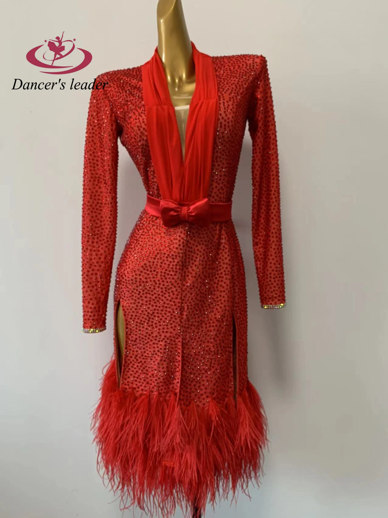 Latin Dance Stage Women's High-end Customized Deep V-dress, Plush Tail Samba Rhinestone Performance Dress