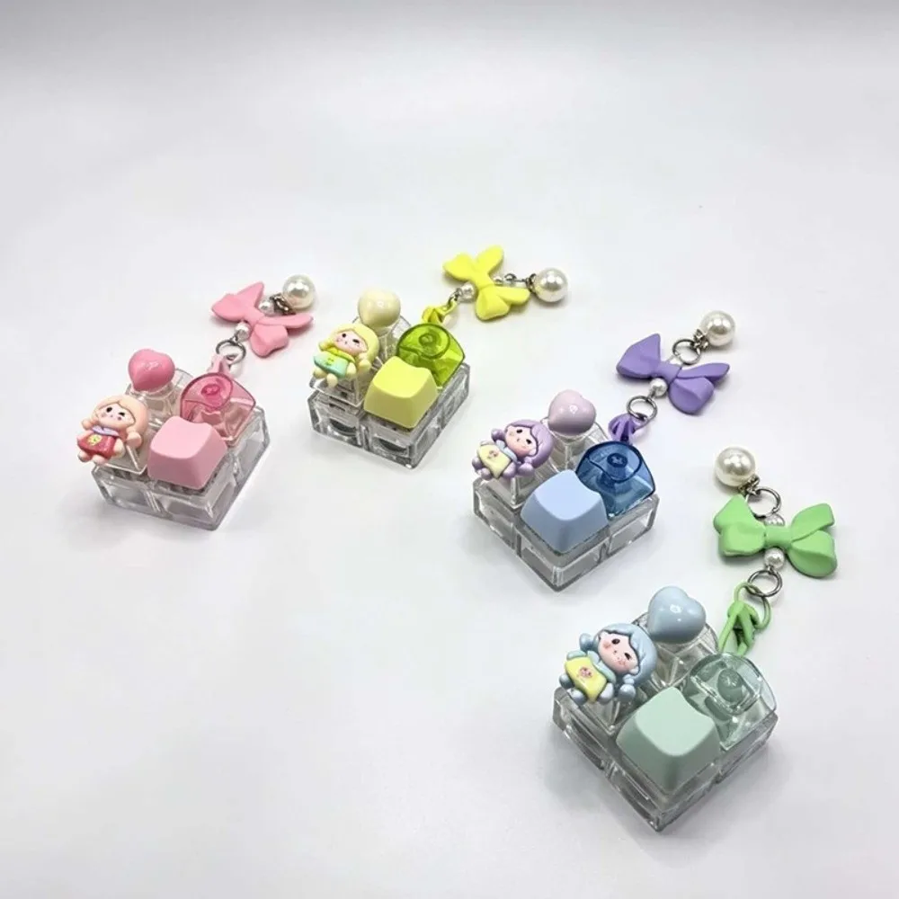 Pressable Buttons Fidget Button Keychain Stress Relief Cute Doll Figurine Button Squeeze Keychain Keyboard Style