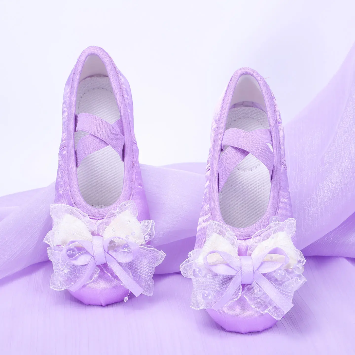 

Танцевальные кроссовки, женские фиолетовые кружевные танцевальные кроссовки с бантом, новинка 2025, трендовые танцевальные аксессуары, танцевальная обувь для дома, профессиональная обувь