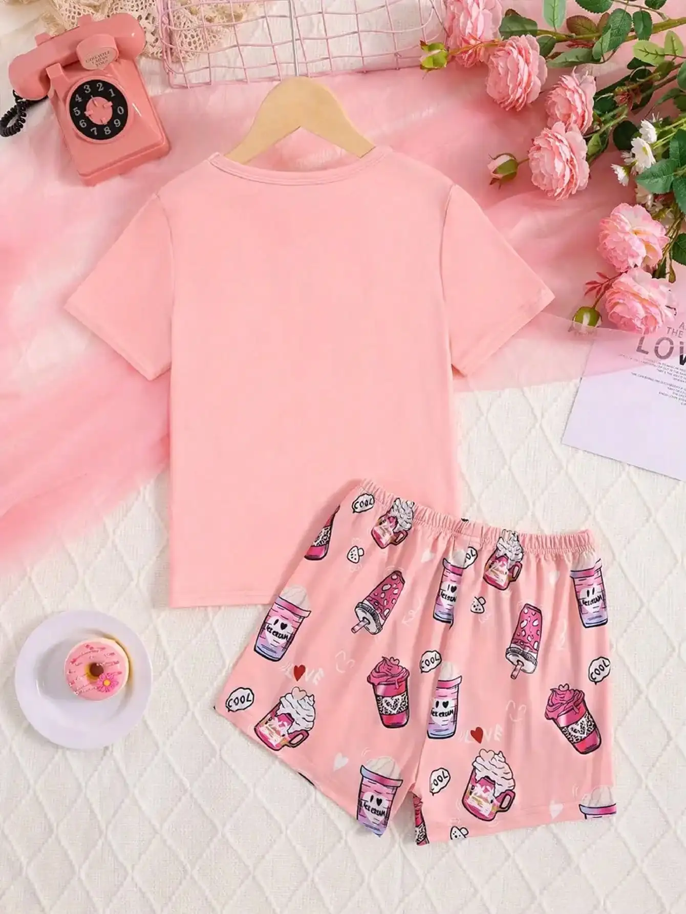 2 cute pajama sets, medium stretch printed short T-shirts and shorts with fresh and fashionable cold drink patterns