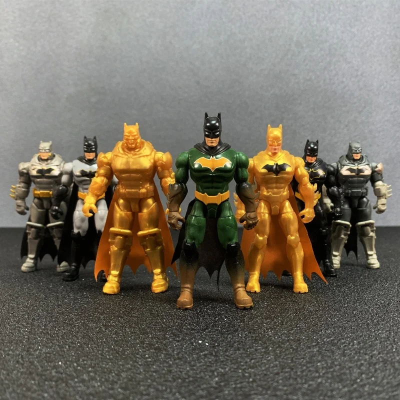 

Фигурка Лиги Справедливости Бэтмена, оригинальная мини-фигурка из ПВХ, 10 см, коллекционная модель игрушки, многосоставная фигурка, украшение для мальчиков, подарок для фанатов