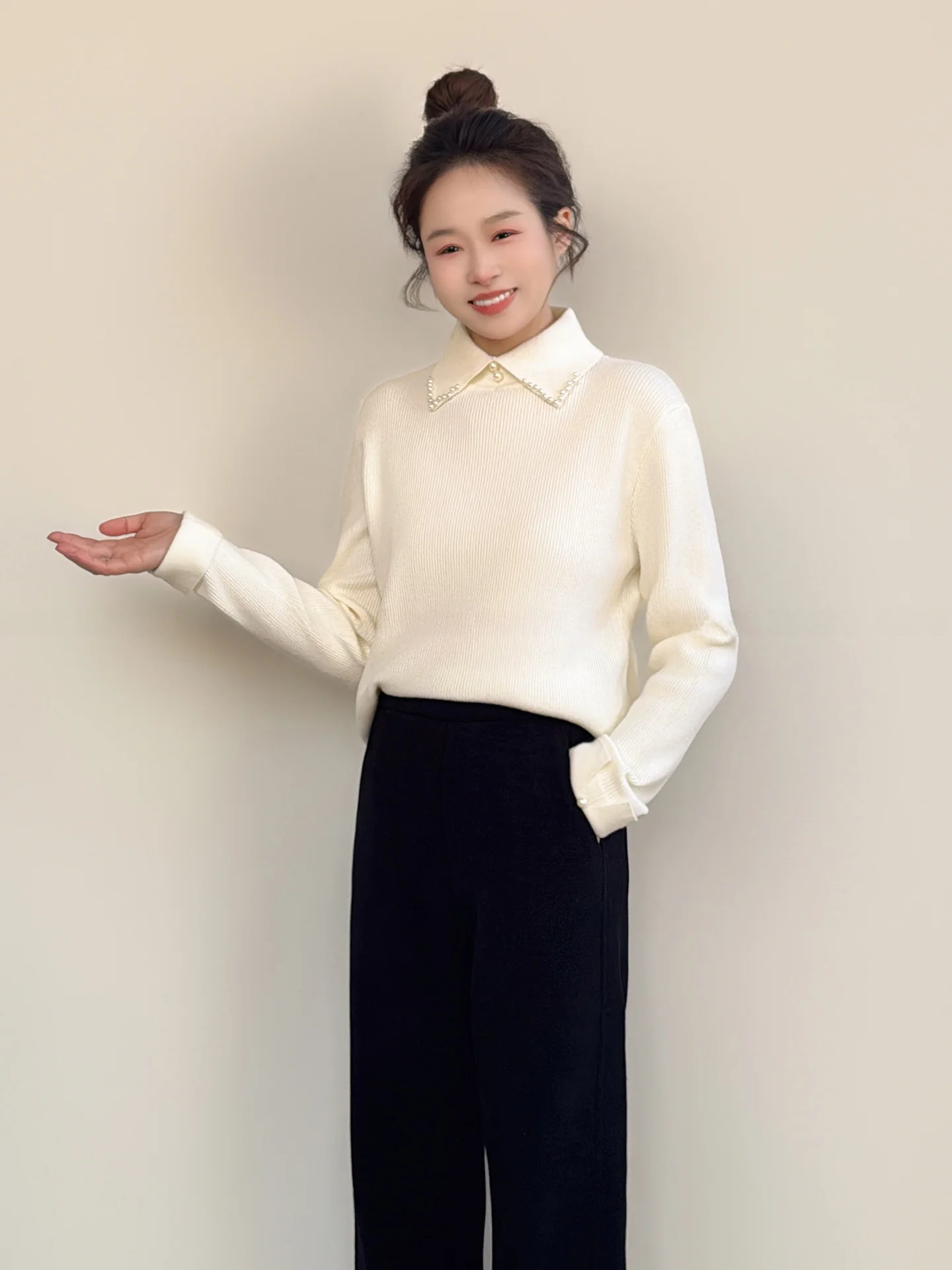 

Warm Pearl Collar Knitted Sweater for Women Winter Base Layer Long Sve Loose Fit Faionable Small Size Knitwear