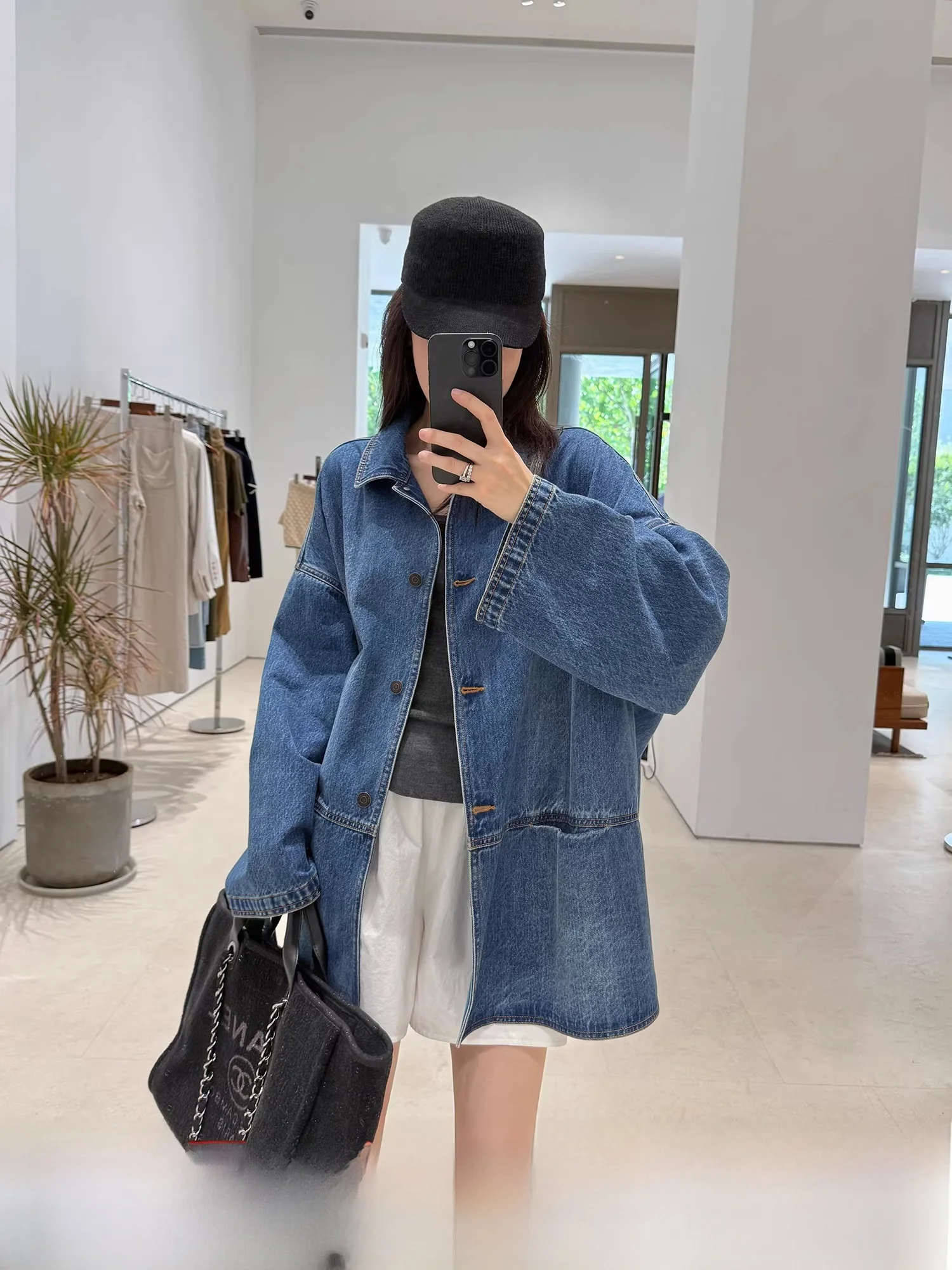 

Женская джинсовая куртка свободного кроя из смесового хлопка с длинными рукавами на пуговицах, однотонная, повседневная верхняя одежда