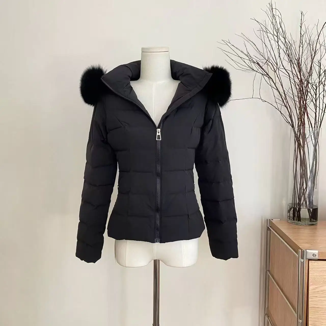 الفرنسية عارضة طويلة الأكمام سترة معطف المرأة تصميم هيبورن شيك مقنعين سستة معطف الأزياء الدافئة الرجعية ضئيلة معطف نمط جديد