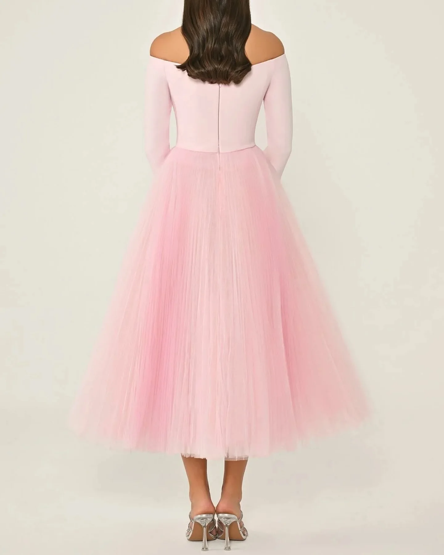 تخصيص مثير الأورجانزا ألف خط قبالة الكتف أزرار مساء اللباس جودة عالية طويلة الأكمام قارب الرقبة فساتين المشاهير