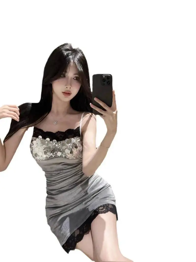 فستان رمادي تصميم أنيق حس الرغبة النقية مطوي الحمالات الترتر المخملية الربط سليم المنخفضة قطع حار فتاة القمم KJJ6