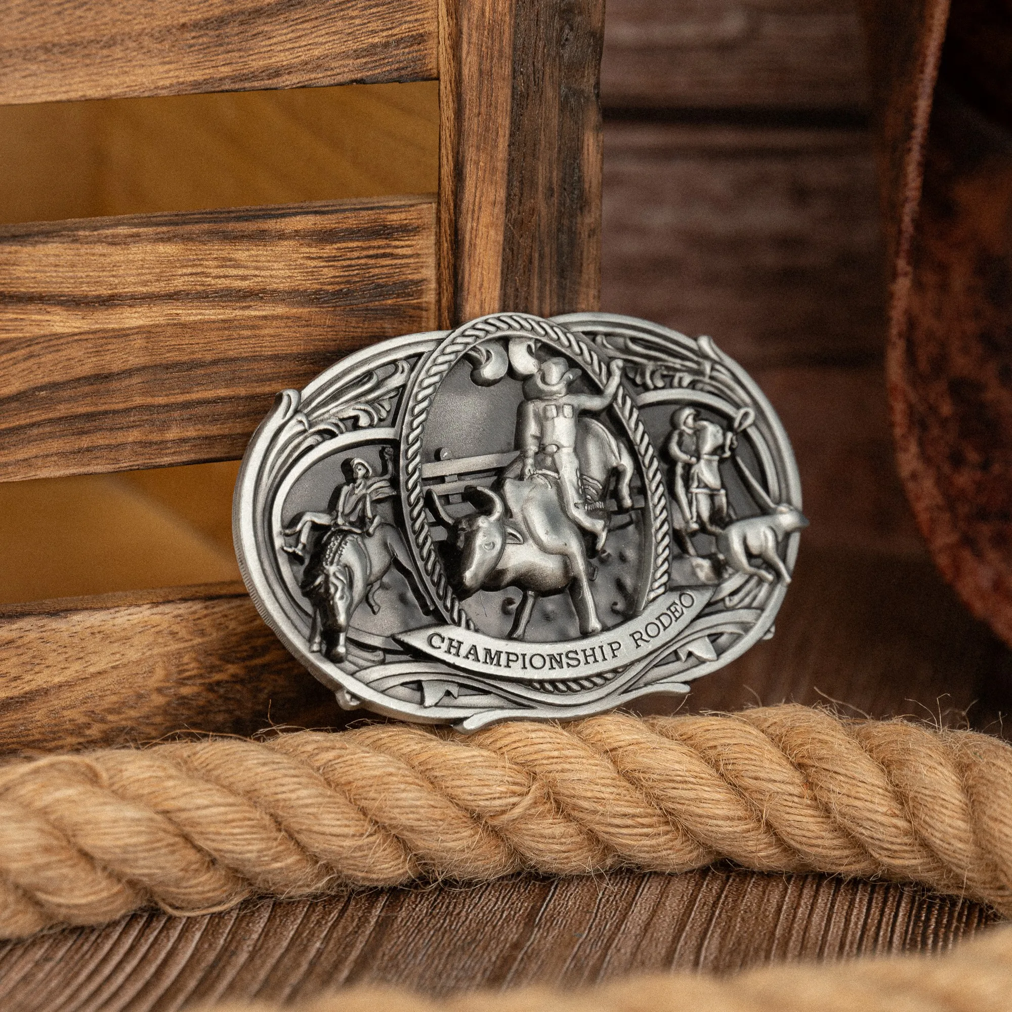 Uma fivela de dois cavalos/Colosseum/cavalheiro, uma fivela de cinto masculina ocidental única e versátil