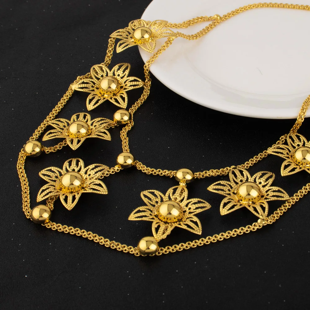 4-teiliges Schmuckset für Damen, vergoldet, mit Gänseblümchen-Muster: Halskette, Ohrringe, Armreif, Blumenring, Schmuck für den täglichen Gebrauch, Geschenkidee – Detail 10