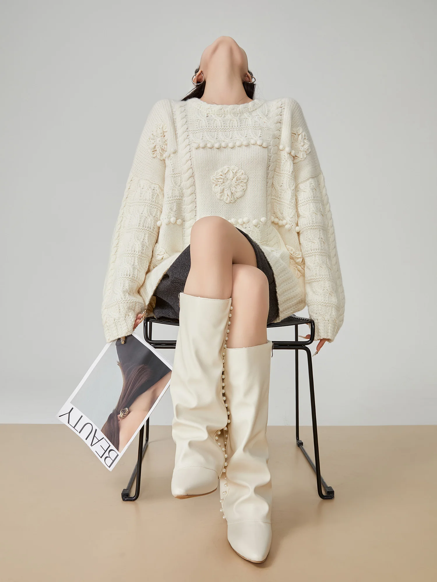 

Loose Lazy Sle Women's Knitted Sweater Pullover Floral Embroidery Heavyweight Polyester Spring New Arrival