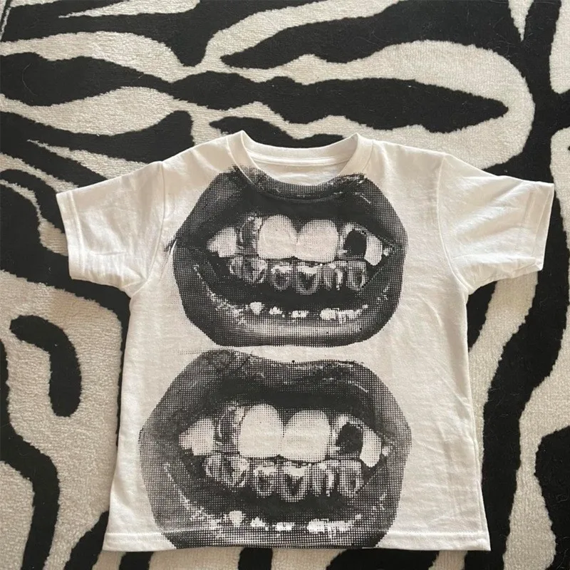 

2025 Summer New Gothic Clothing Creative Design Women's Club Lips Printed Short Women's Short sleeved T-shirt Top Y2K