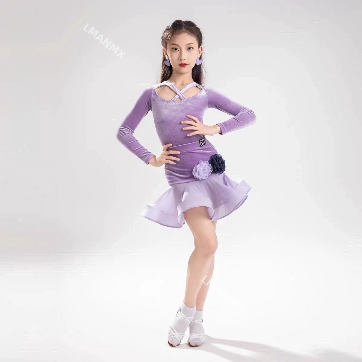 가을 겨울 신상 라틴 댄스 의상, 타로 보라색 대비의 입체 꽃무늬 라틴 연습복