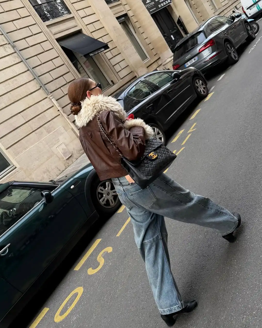 سترة نسائية من الجلد ذات ياقة من الفرو وأكمام طويلة واحدة الصدر سترة قصيرة من الفرو 2026 ملابس يومية للسيدات جديدة #4