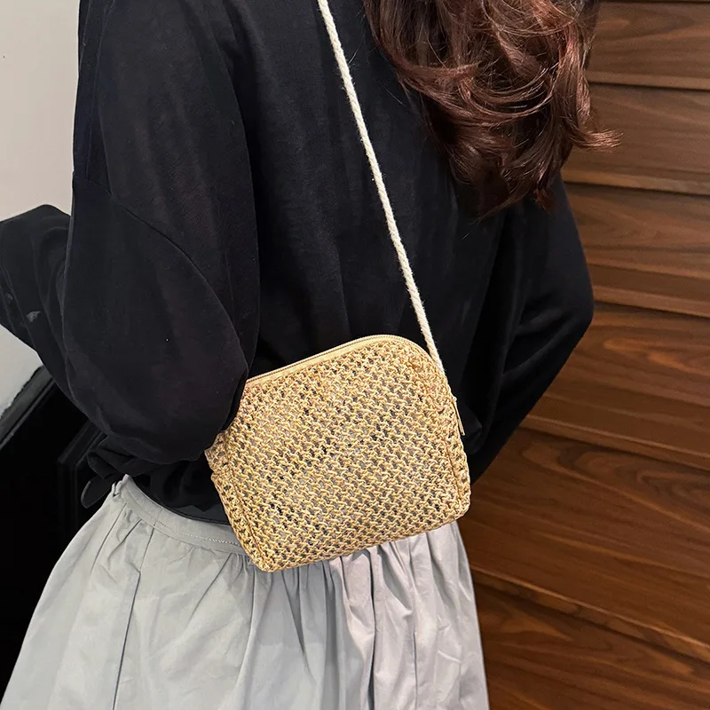 

2025 summer new woven bag casual ethnic style shell clip bag shoulder cross-body bag niche women handbag