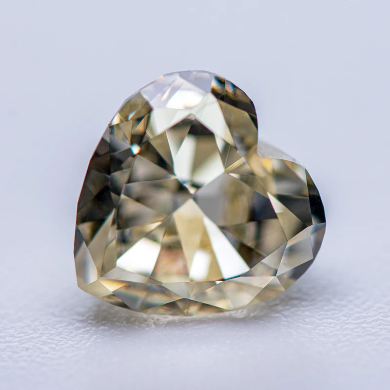 

Cubic Zirconia Crushed Ice Cut Light Yellow Color Heart Shape Charms Beads for Diy Jewelry Making Rings Materials No Certificate