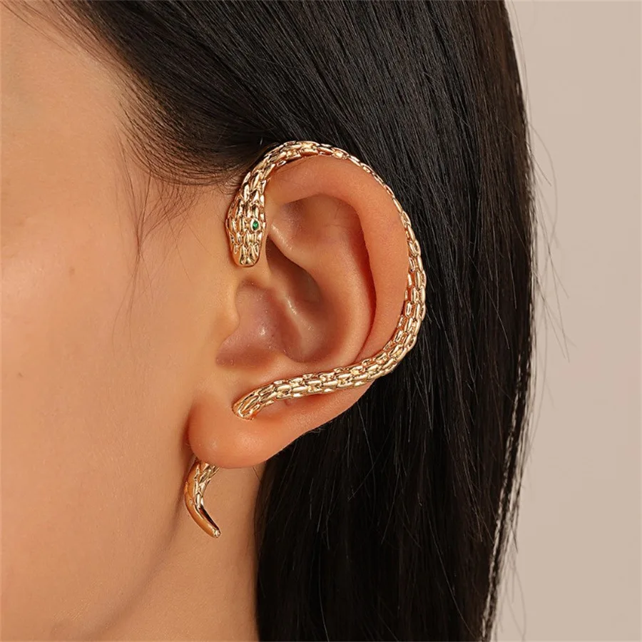 Exaggerated retro personality dark wind winding snake shaped ear hanging animal small snake piercing earring wholesale