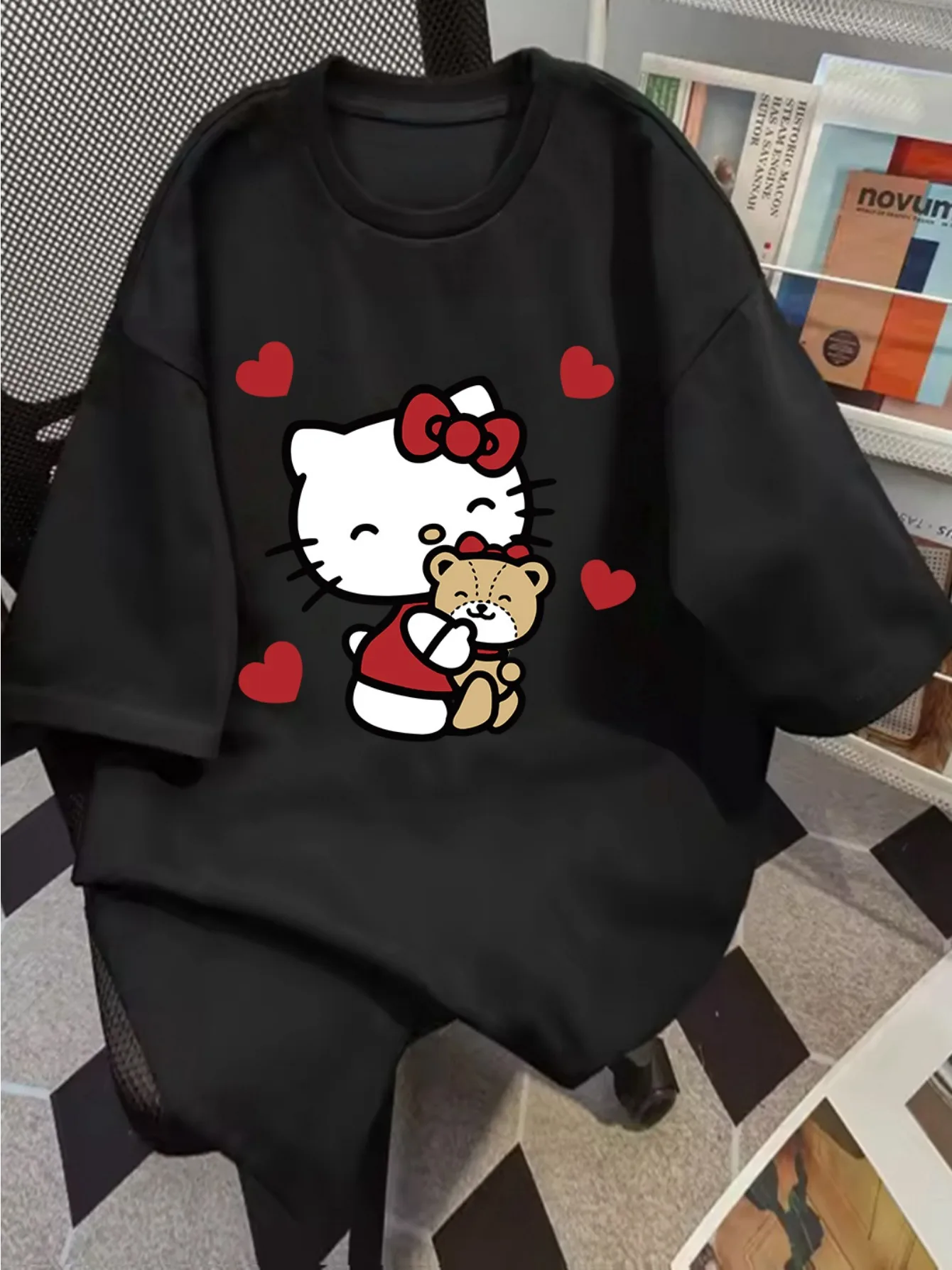 قمصان هالو كيتي المطبوعة للرجال والنساء، قمصان كاجوال للربيع والصيف بأكمام قصيرة ورقبة دائرية مع طباعة كرتونية