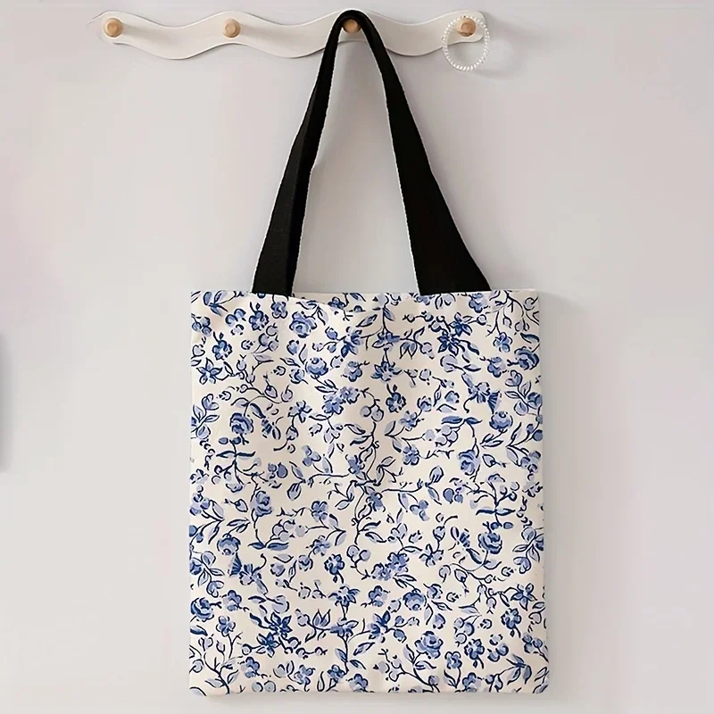 

Blue Floral Print Large Capacity Tote Bag Shoulder Bag Black Handles Lightweight Stylish for Travel Daily Commute Travel Bag