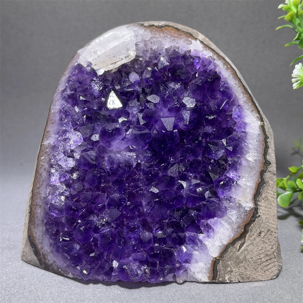 Natural Uruguayan High-Quality Amethyst Crystal Cave Mineral Original Stone Meditation Wealth Home Office Decoration Cornucopia