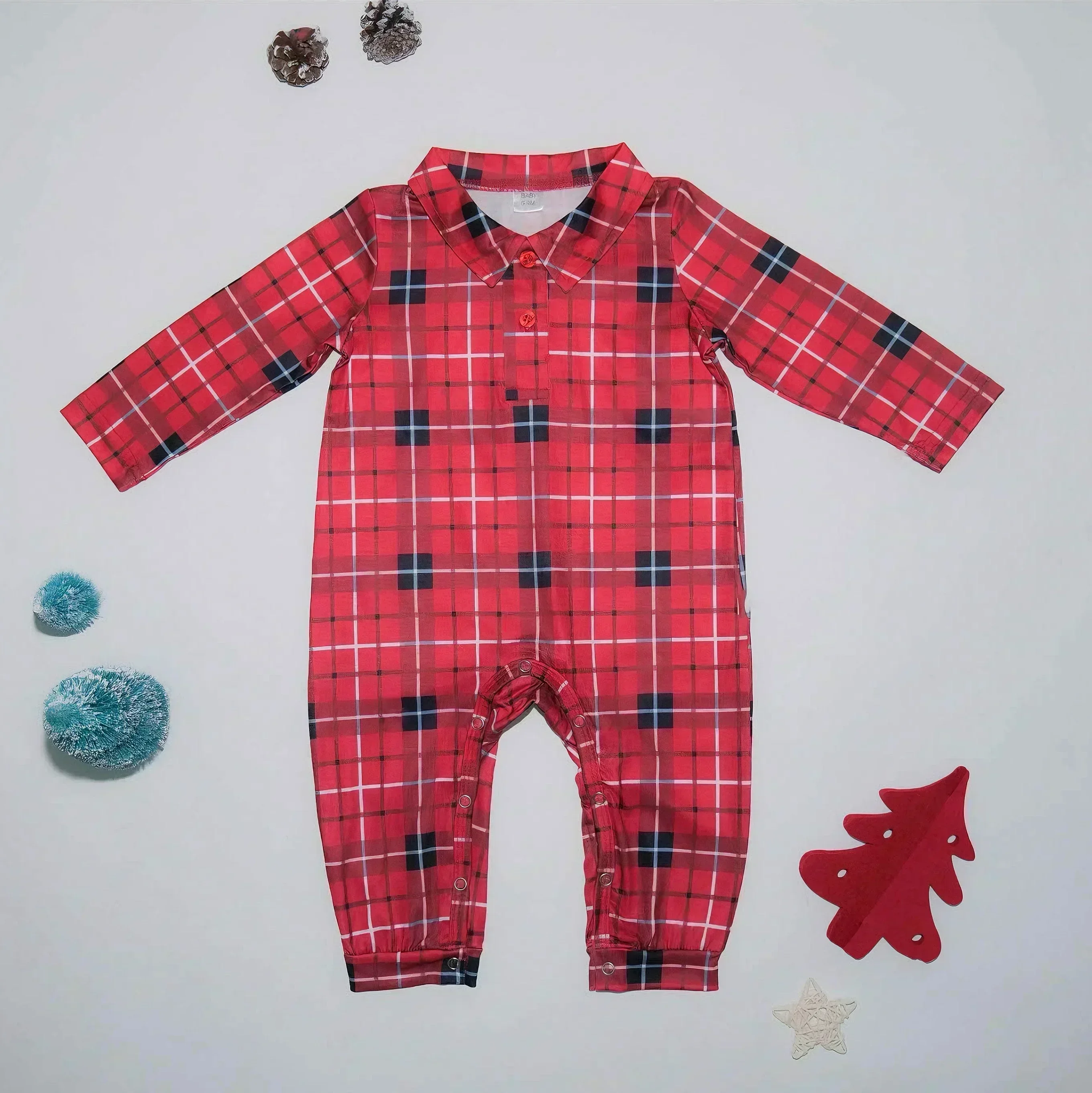 New 2024 Christmas Family Look Plaid Print Mom Dad Kids Matching Pajamas Set Baby Dog Romper Boys Girls Clothes Warm Soft Pyjama