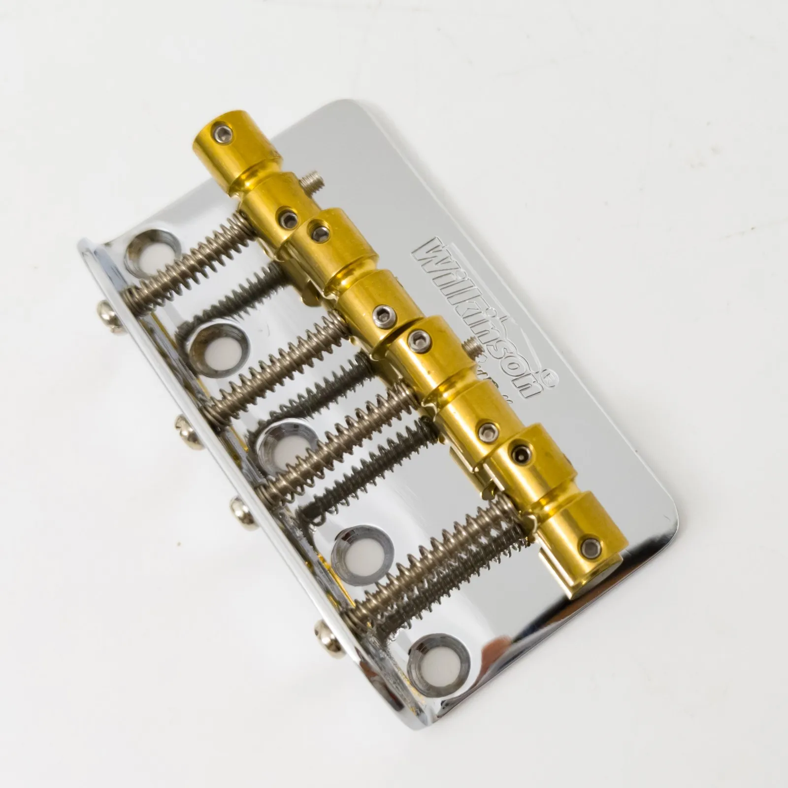 Wilkinson WBBC Bass Bridge for 4 String Jazz and Precision Bass, Brass Saddles, Chrome Finish