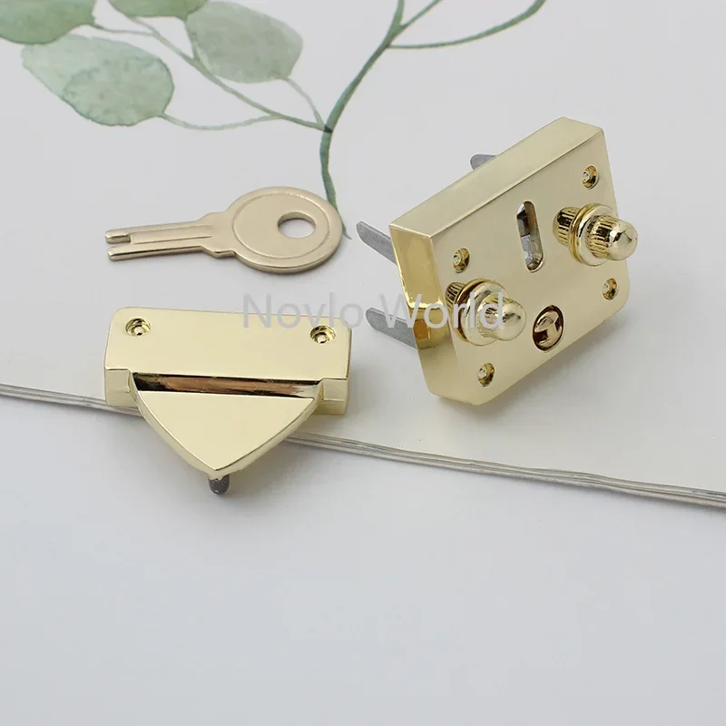 2-10pcs 4 colors 29*35mm Bag Mortise Locks Snap Purse Bag Buckles Clasps Closure With A Key