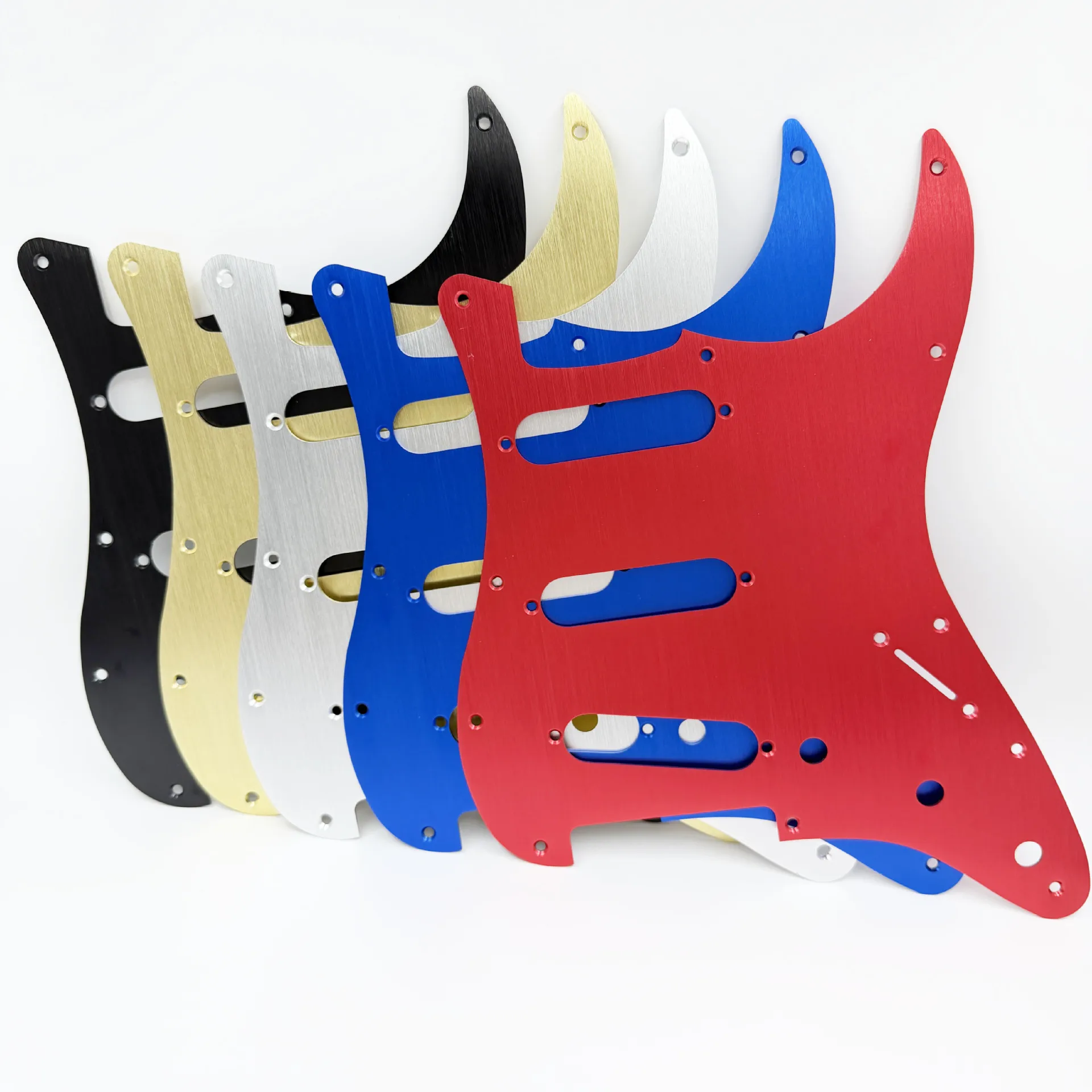 

Electric Guitar SSS Aluminum Pickguard Brushed Finish 1.5mm Thick / 11-Screw Holes Replacement Scratch Plate For ST Guitar