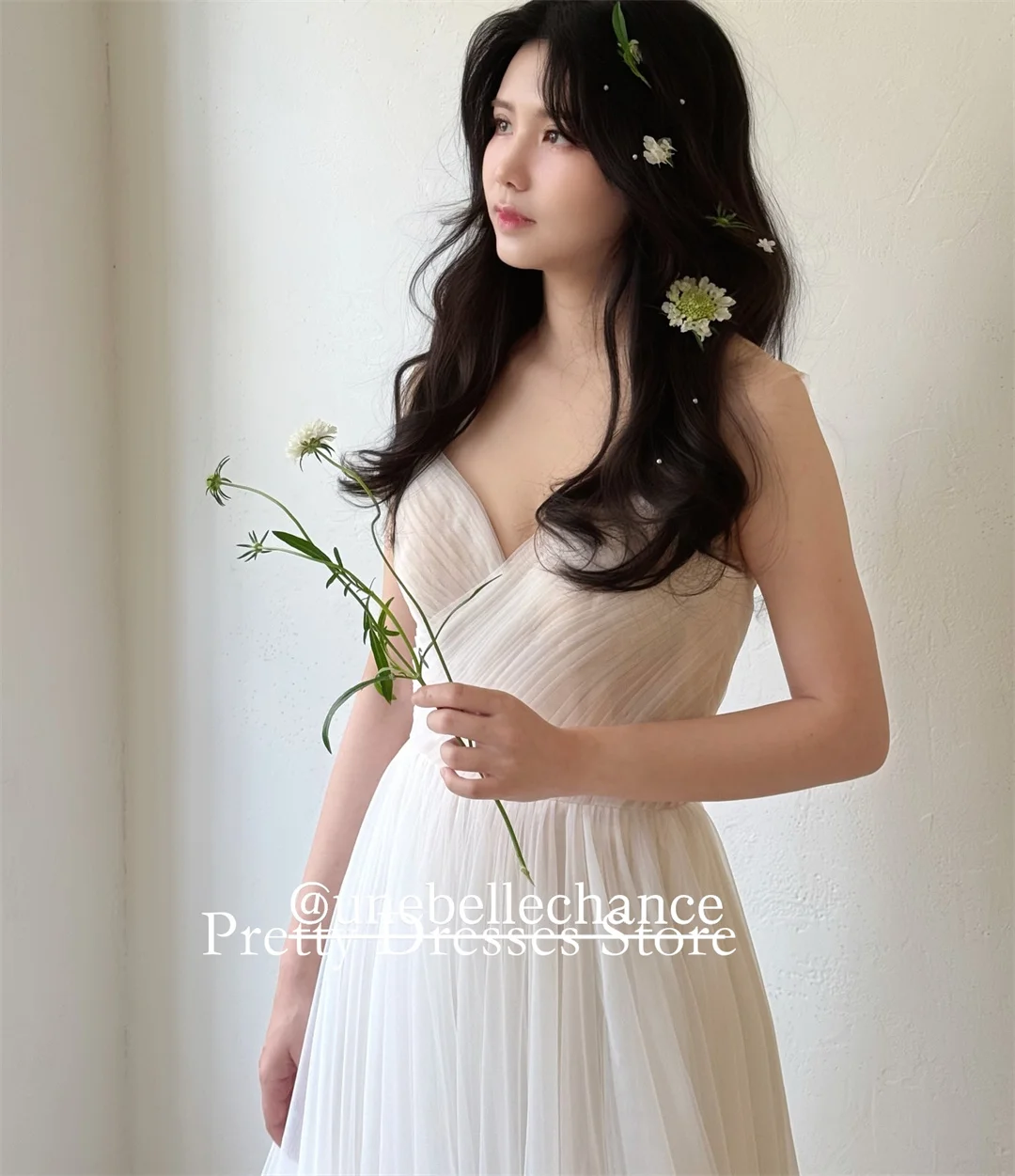 Sweetheart 2025 Style Garden Customized Ivory Sweep Train Wedding Dresses A-Line Sleeveless  Elegant Bride Growns Party Women