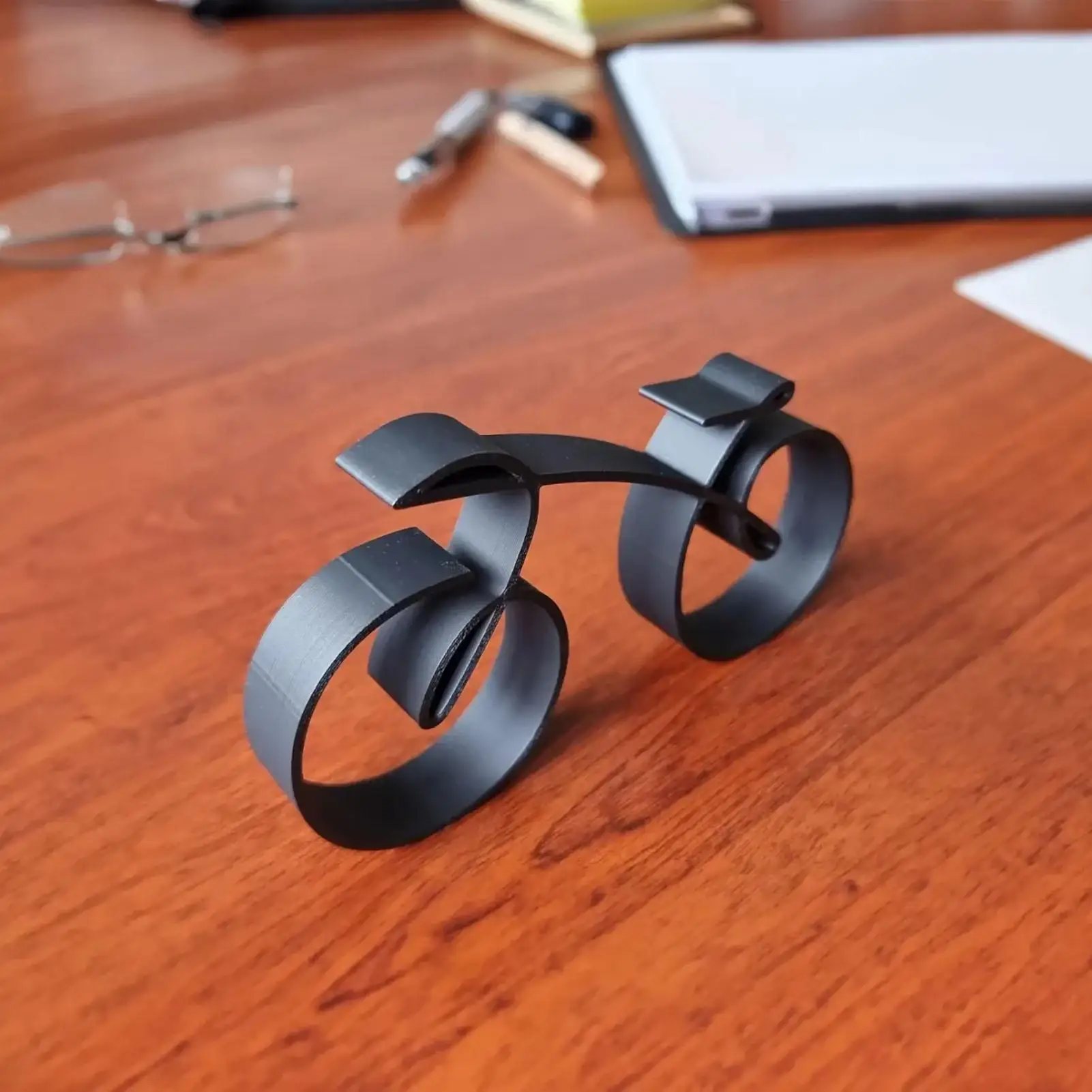 Acrylic Minimalistic Bicycle Sculpture For Desk Decor Home Office Gift For Cyclists Minimalistic Bike Model Bicycle Ornament view 2
