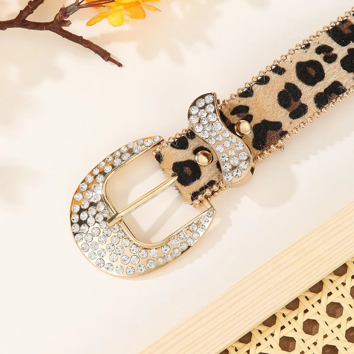 Leopard belt with rhinestone buckle, women's American retro decoration, Instagram style personalized belt, subculture belt