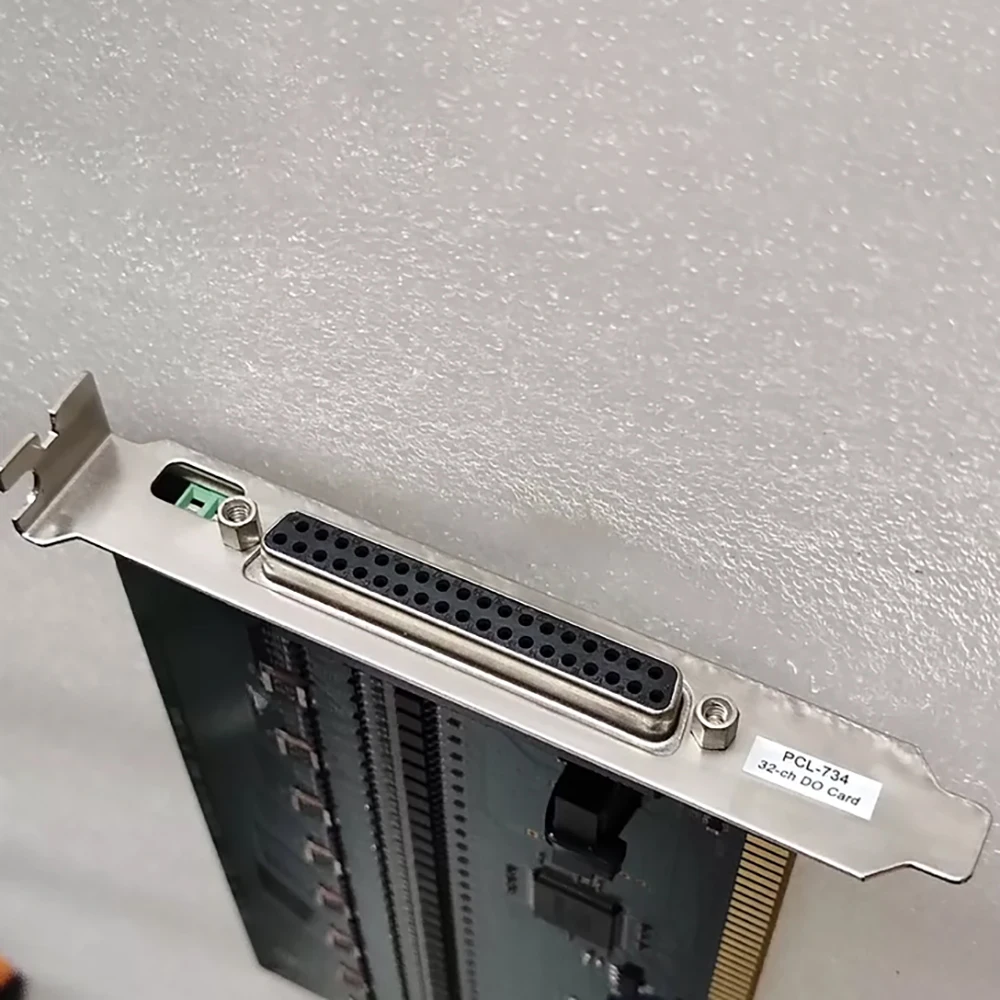 PCL-734 REV.B2 01-1 Data acquisition card