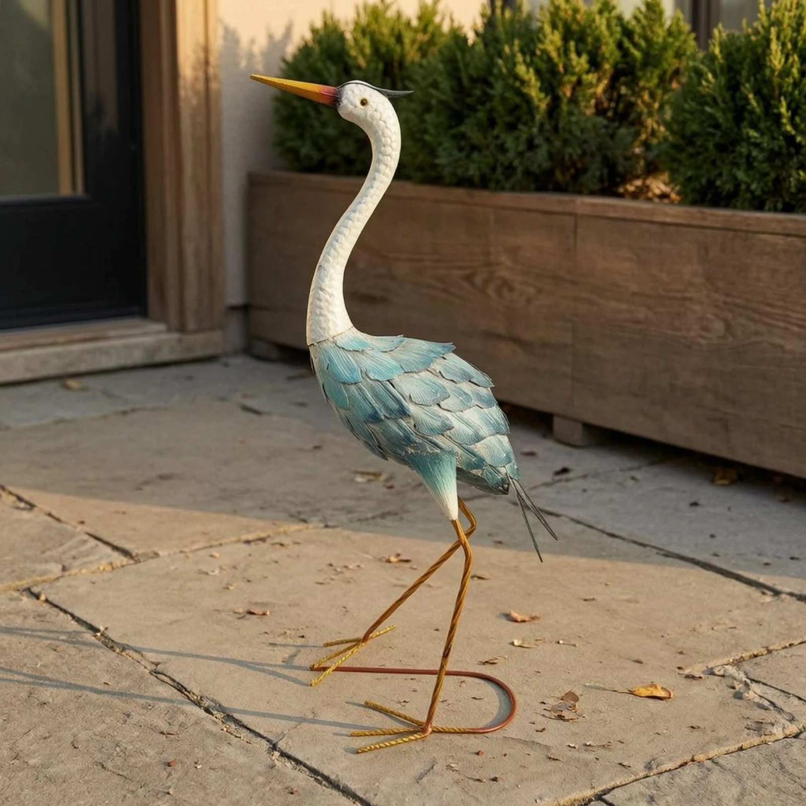 Cast Iron Crane Statue Layered Feather Details Iron Crane Statue Yard Decor Textured Stable Base for Lawn