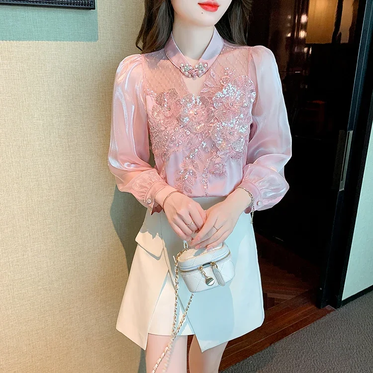 

Queen Simple Autumn Blouses Elegant Bead Embroidery Blouses Women Korean Loose Casual Vintage Shirts OL Office Work Tops LJ531