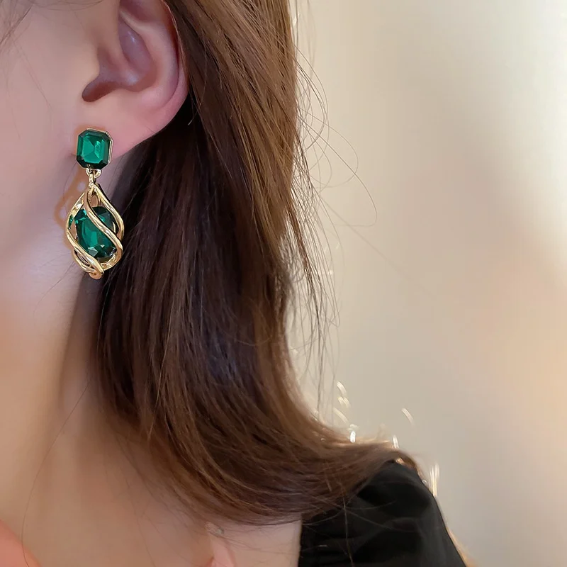 Korean Fashion Green Crystal Stone Dangle Earrings for Women Gold Color Hollow Stud Earring Birthday Gifts Pendientes Mujer