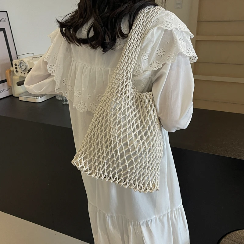 Classic Women's Woven Solid Color Mesh Bag New Fashionable And Simple Casual Handbag Outdoor Versatile Beach Bags image 5