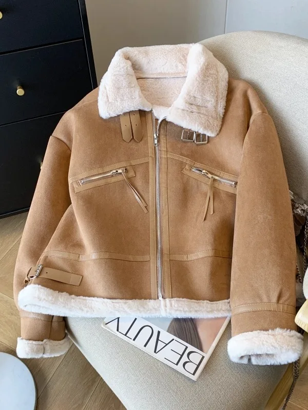 Jaet da donna con collo in pelliccia di agnello scamosciata kaki 2025 Winter New Sle High-End Feel Tuta da motociclista intercata in pelliccia di pelle