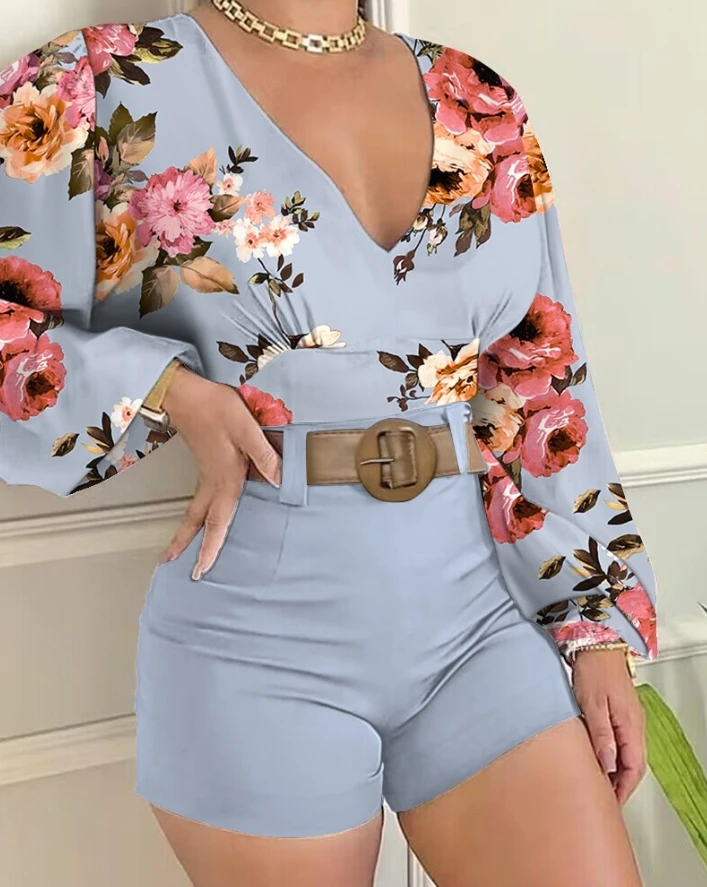 

Women's Casual Suits 2024 Summer Autumn Latest Urban Temperament V-Neck Floral Print Lantern Sleeve Top & Above Knee Shorts Set