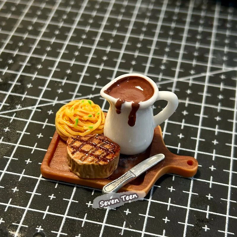 Miniature Food Western Cuisine Exquisite Magnetic Fridge Stickers Simulation Steak Pasta Cutting Board Platter Doll Ornaments