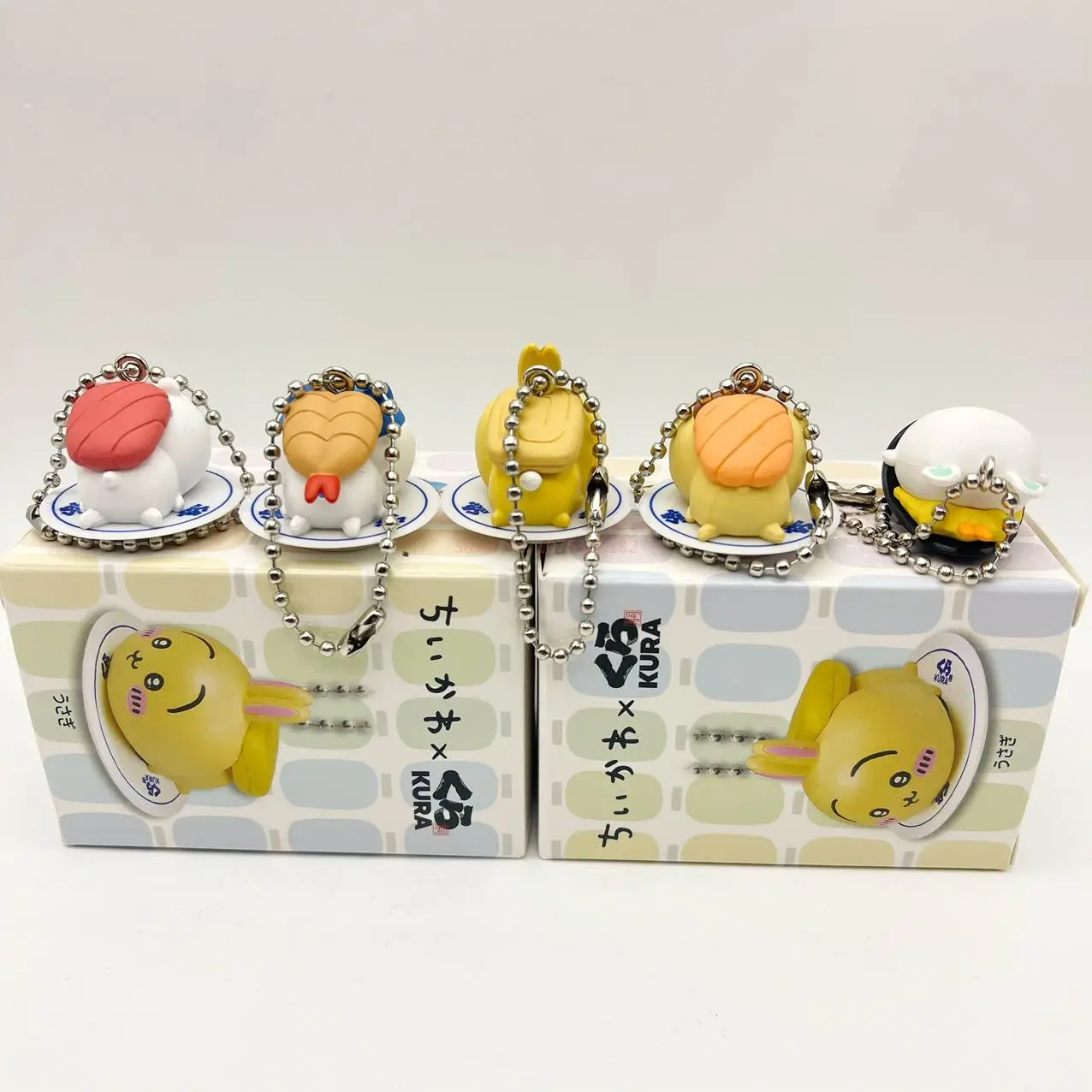 อะนิเมะ Kawaii Self-Abrecating Bear Chikawa Hachiware ซูชิ Gashapon พวงกุญแจ Usagi Momo กล่องจี้ตกแต่งกล่องตาบอดของขวัญ