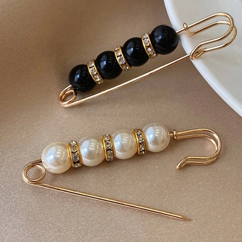 5.7CM White Black Pearl Septum Beads Clothing Brooches for Women Lapel Safety Sweater Coat Dress Pins Badge Buckle Accessories