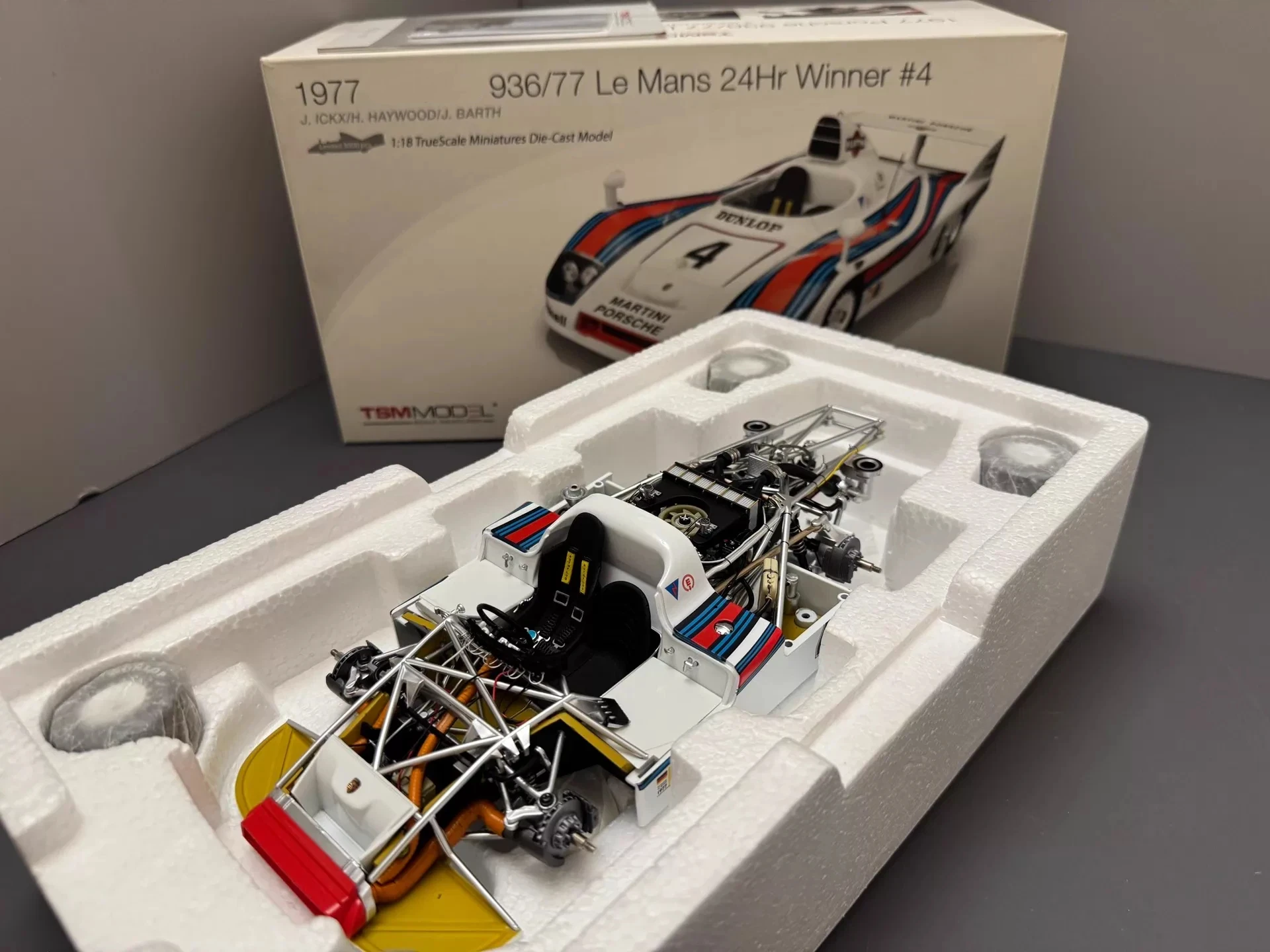 TSM 1:18 Le Mans 936/77 Martini #3 #4 1977 Simulation Limited Edition All Open Alloy Metal Static Car Model Toy Gift