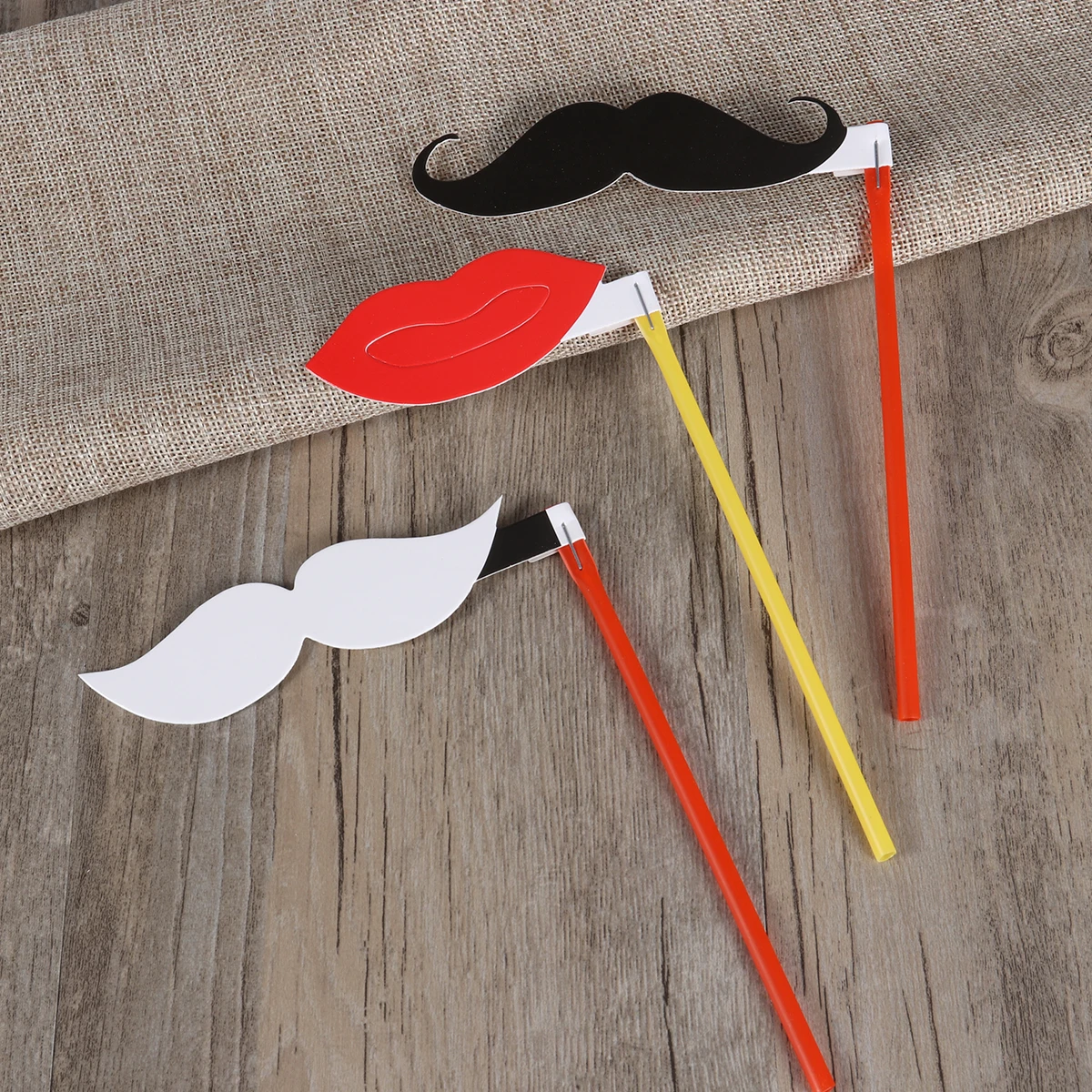 

8pcs Photo Props Wedding Supplies Party Accessories Baby Shower Korean Version Photobooth Signs Selfie Sticks
