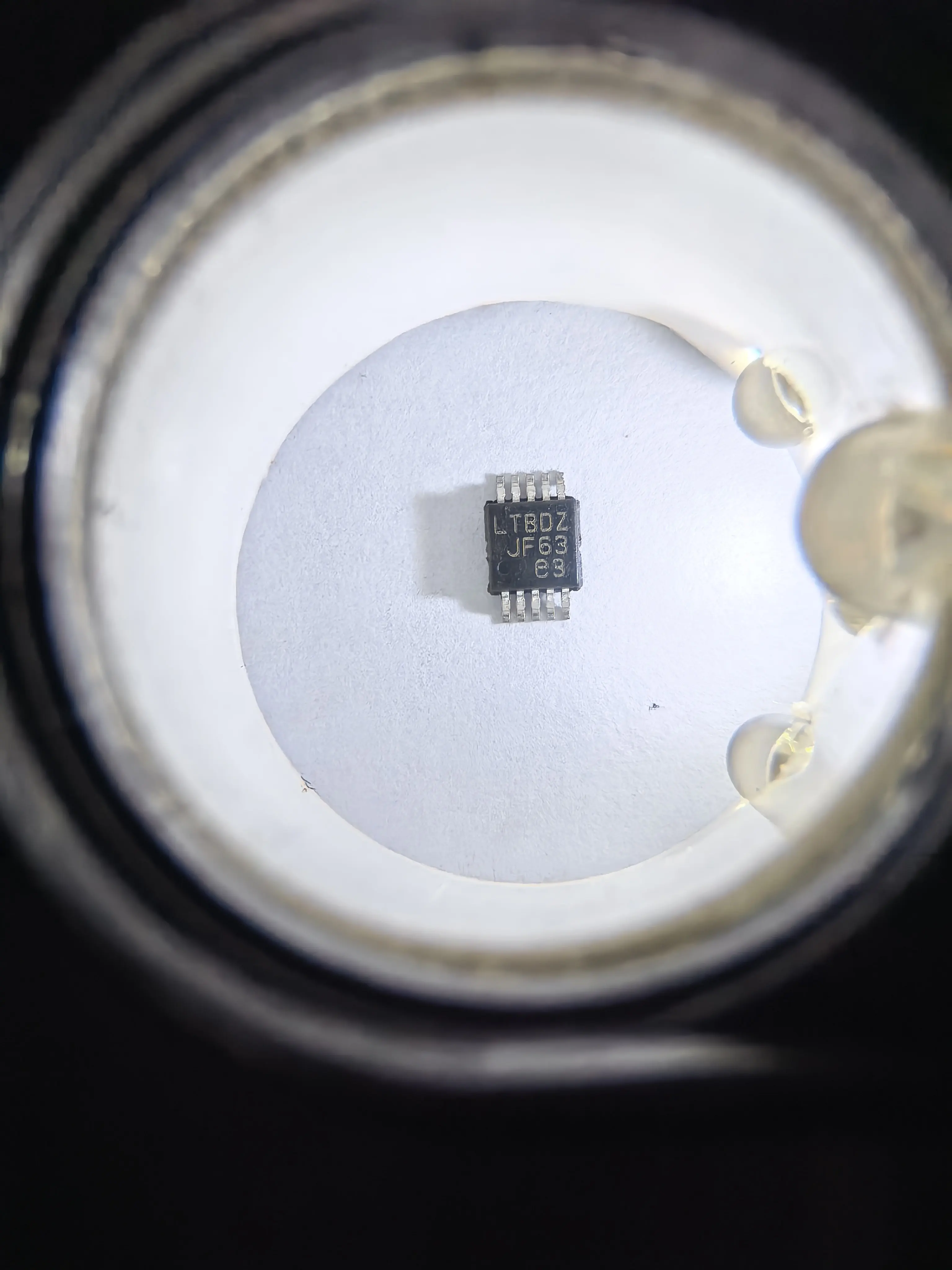 LTC3407 LTC3407EDD-2 LTC3407IDD-2 LTC3407EMSE-2 LTC3407IMSE-2 - Dual Synchronous, 800mA, 2.25MHz Step-Down DC/DC Regulator