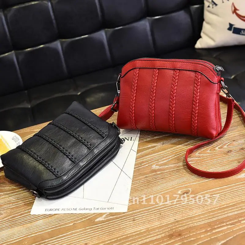 Summer Korean Style Small Woven Shoulder Crossbody Bag for Women Urban Minimalist PU Bag with Print Stone Pattern