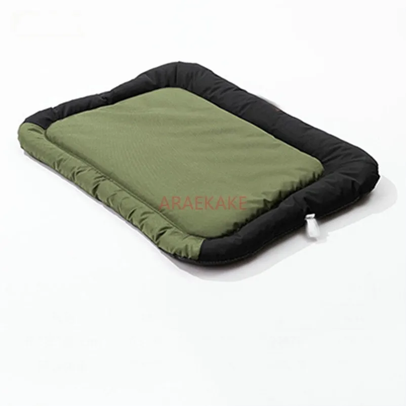 يمكن تفكيك سجادات الكلاب، وغسلها، واستخدمها للنوم في أسرة الكلاب. سجادات نوم صيفية مضادة للتمزق ومقاومة للماء