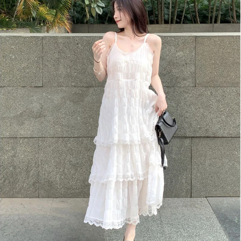 2024 New Summer Elegant White Long Dress with Lace for Women Summer French Style Women's Cake Dress Suitable for Beach Vacation