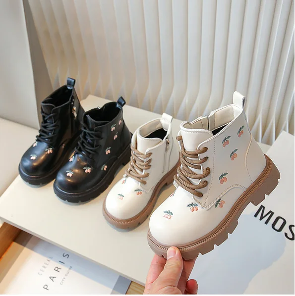 Sweet Kids Ankle Boots Embroidery Flower Children's Leather Shoes Spring Autumn Versatile Fashion Lace Up Girl Short Botas